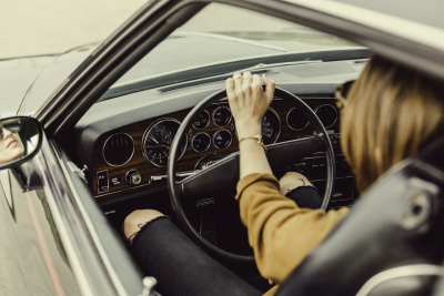 Wie Autokonzerne Milliarden mit Mobilitätsdaten und Fahrverhalten verdienen